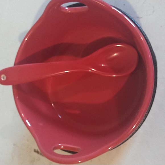 Tastefully Simple. Small dip crock with resting spoon. - Picture 2 of 5